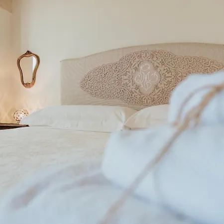 Le Maioliche - Apulian 住宿加早餐酒店 格罗塔列