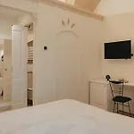 Le Maioliche - Apulian